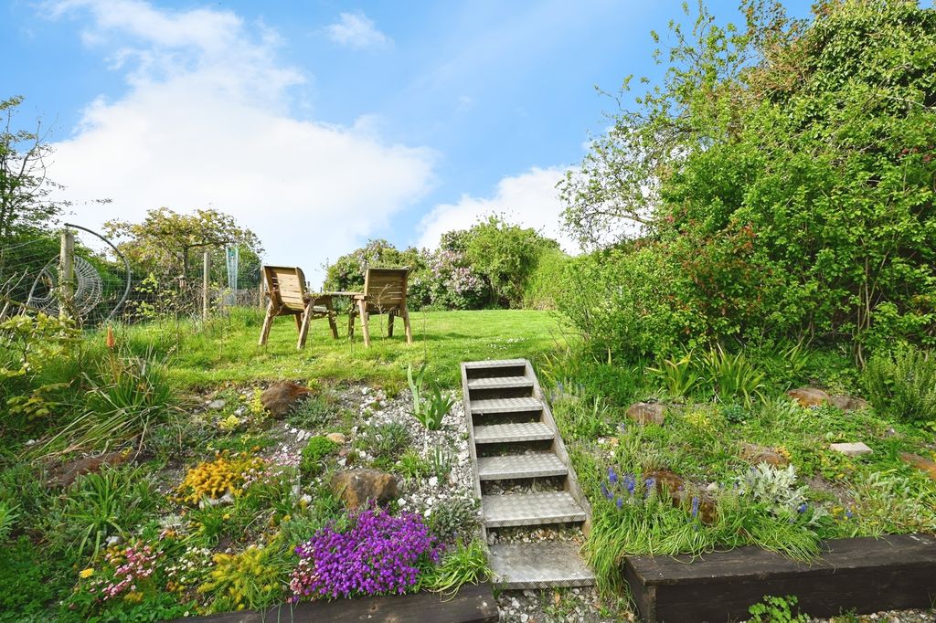 Property photo 1 of 16 Photo