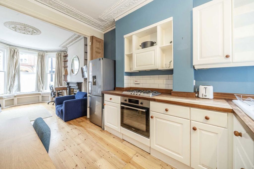 Property photo 3 of 5