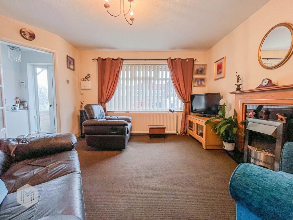 Property photo 3 of 16 Picture No. 10