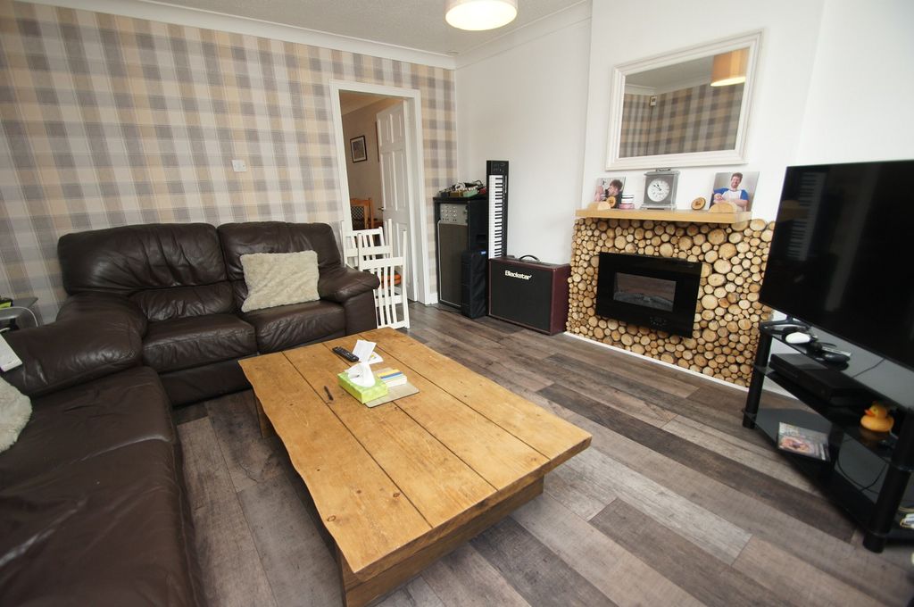 Property photo 2 of 8 Not Specified