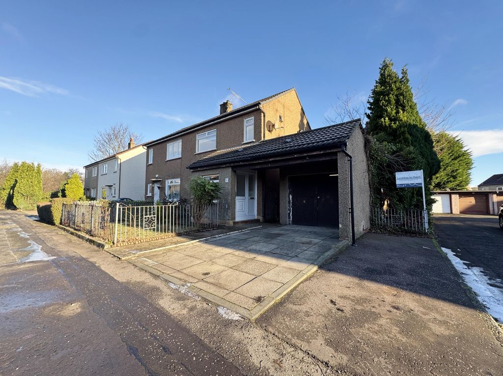 Property photo 2 of 32