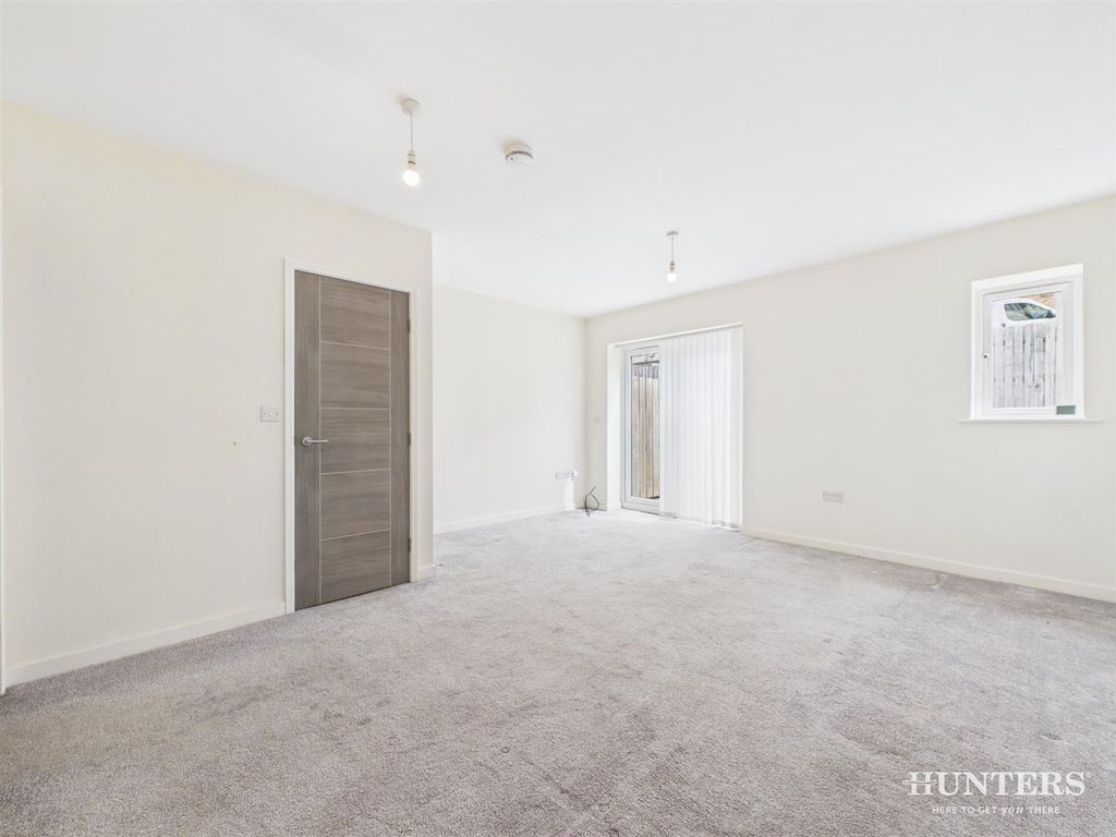 Property photo 2 of 18 8B057Bbcb881491A96B29Bf236684Cfd_100_Cam05287G0-Pr