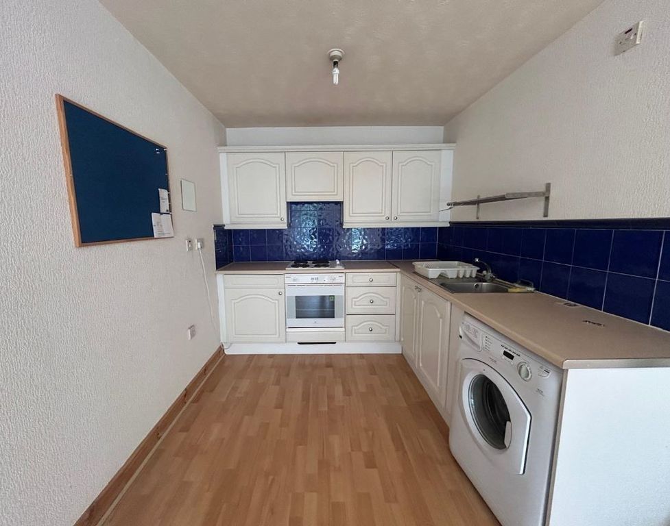 Property photo 3 of 7