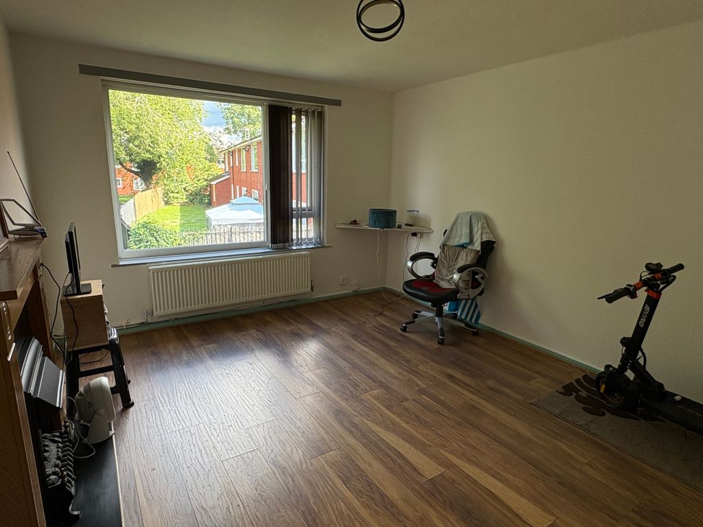 Property photo 2 of 6 Img_3676