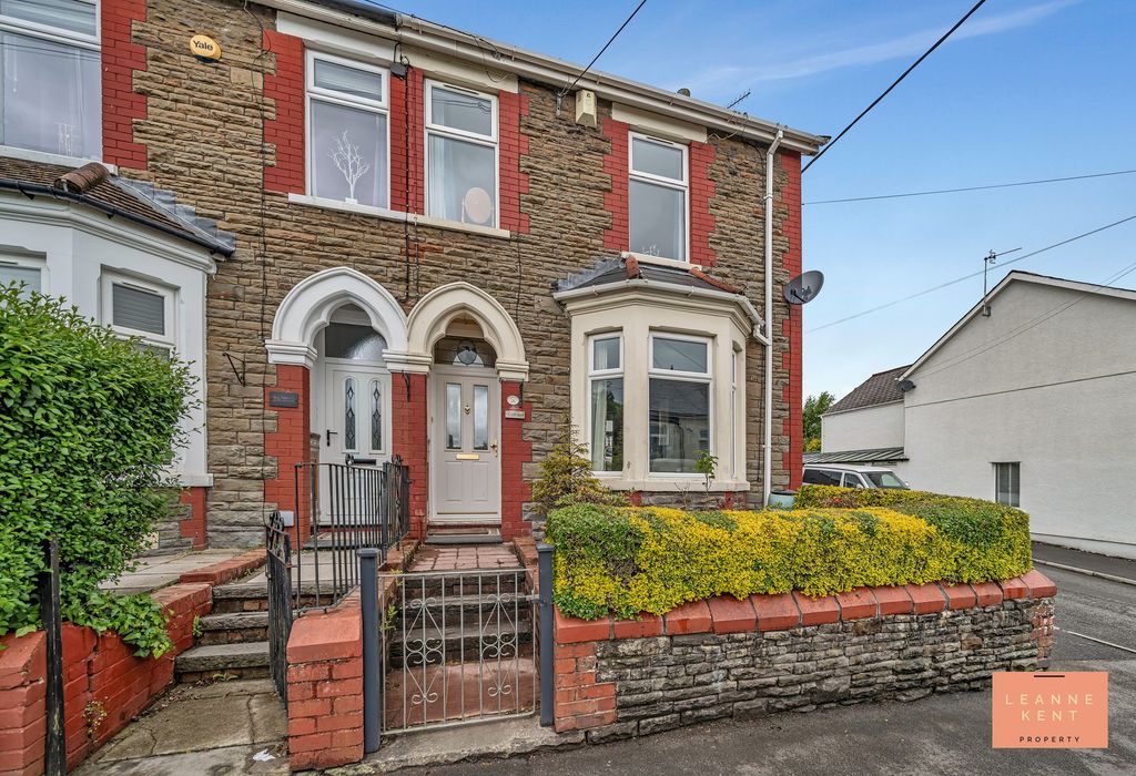 Property photo 1 of 34