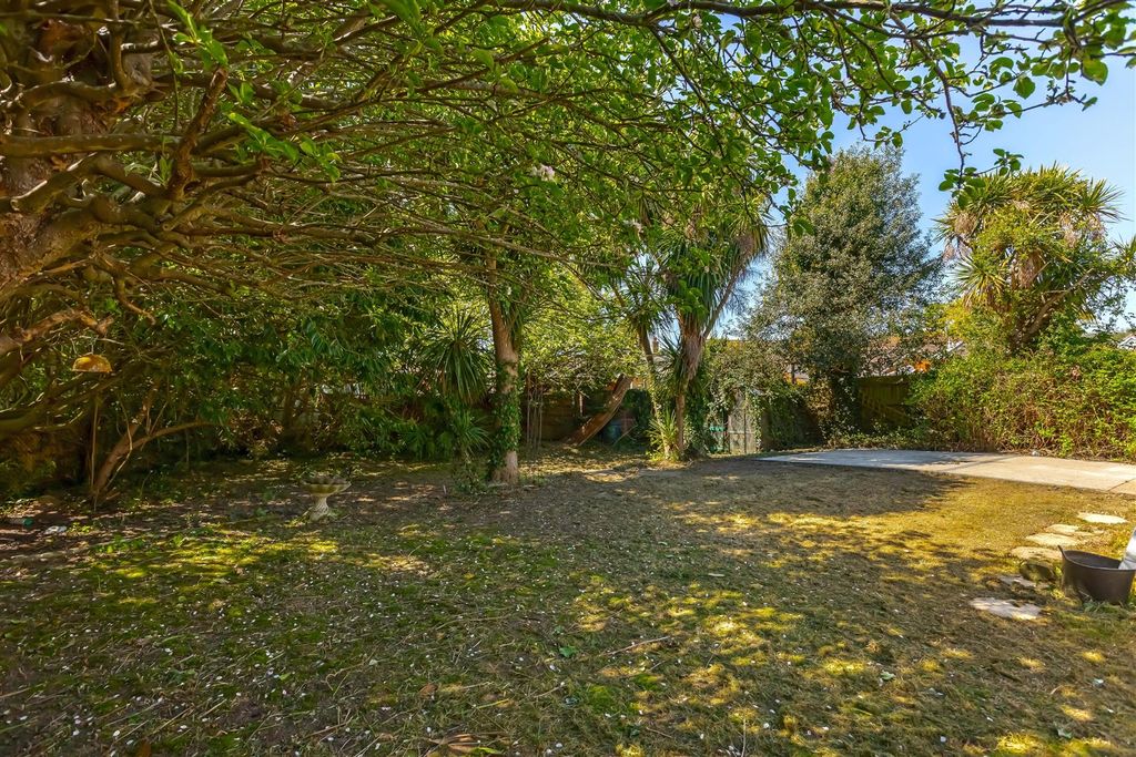 Property photo 2 of 16 Derwent Drive_11.Jpg