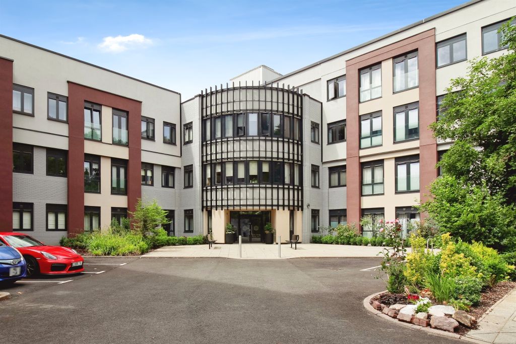 Property photo 1 of 14