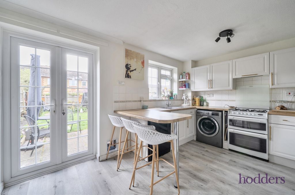 Property photo 3 of 20 8141A538-ba76-498...