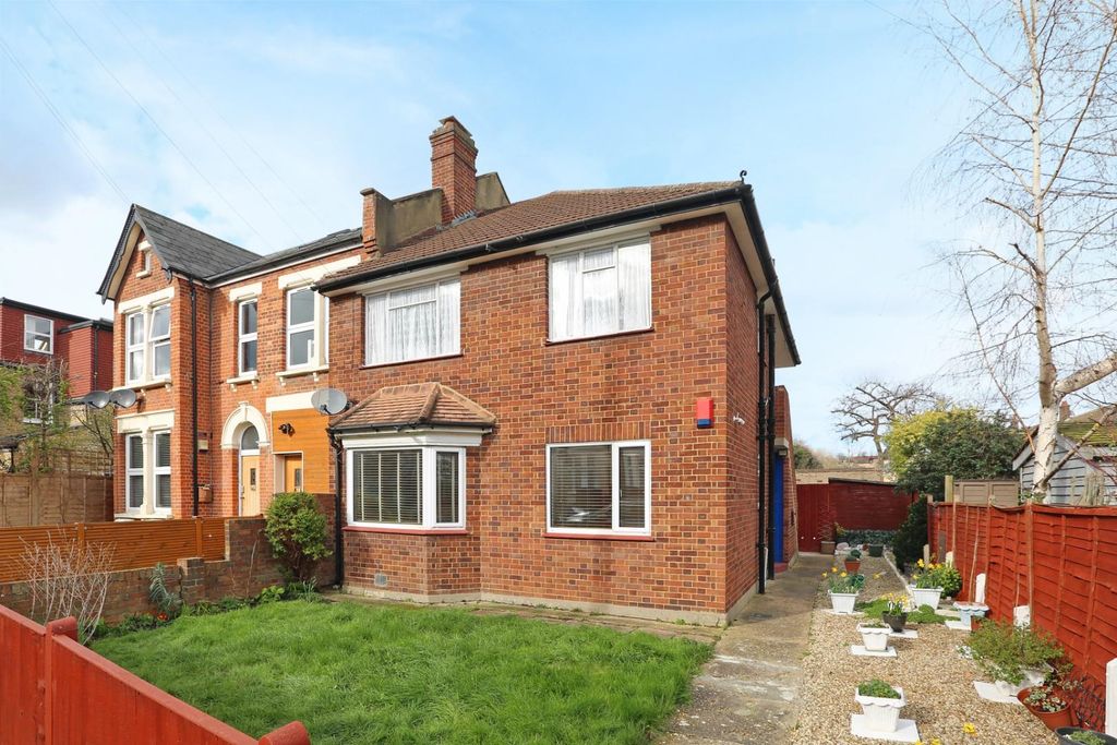 Property photo 1 of 12 Ach_3480 (12).Jpg