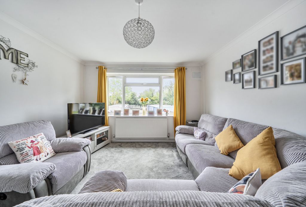 Property photo 3 of 17 1526380 (1).Jpg