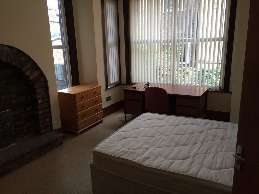 Property photo 2 of 6