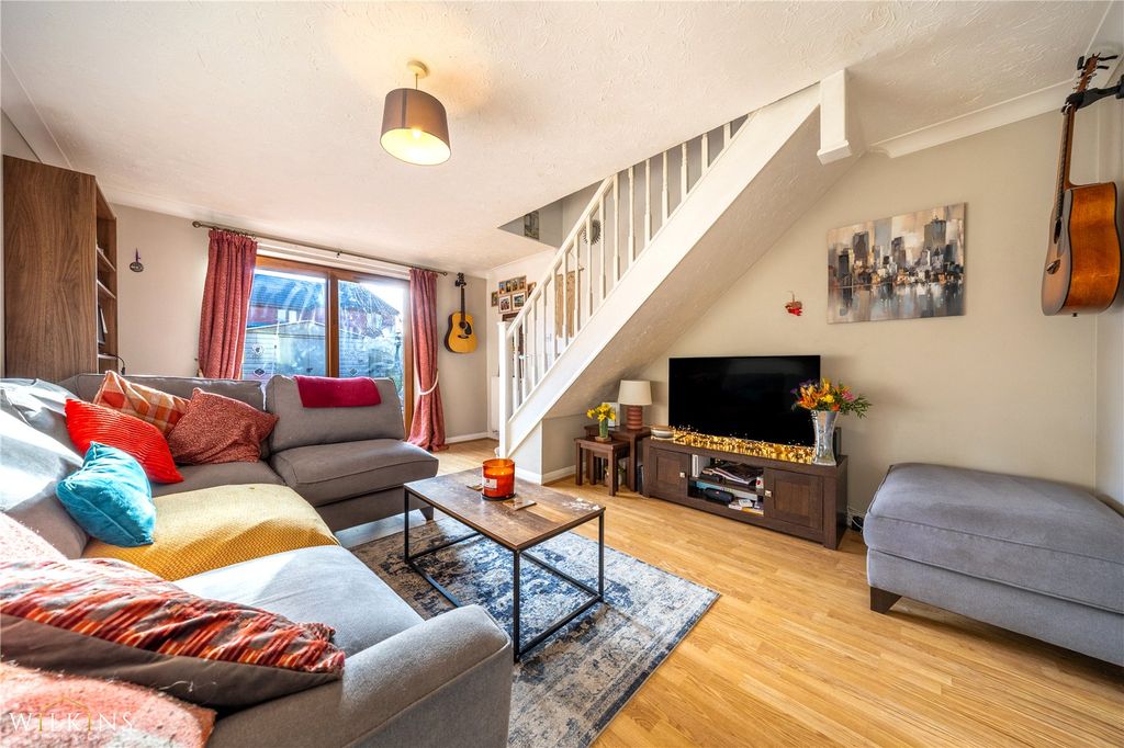 Property photo 2 of 19 Picture No. 05