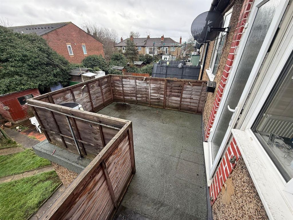 Property photo 3 of 4 1000065855.Jpg