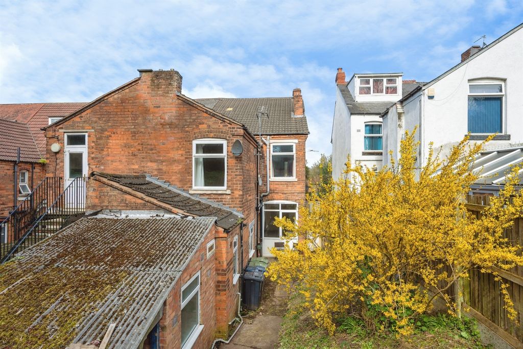 Property photo 3 of 20