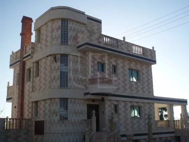 Property photo 3 of 6