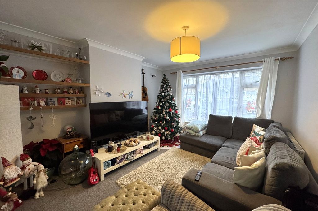 Property photo 3 of 13 Picture No. 36