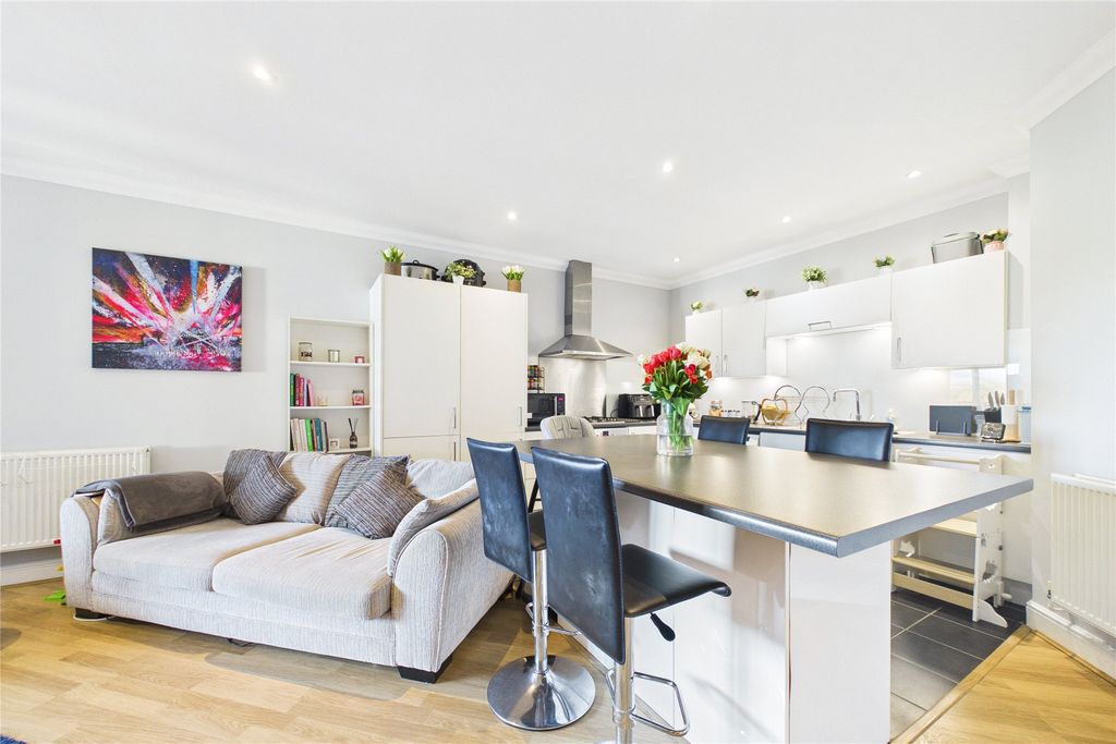 Property photo 3 of 10 Picture No. 09