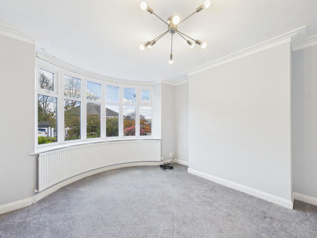 Property photo 2 of 15 Living Room