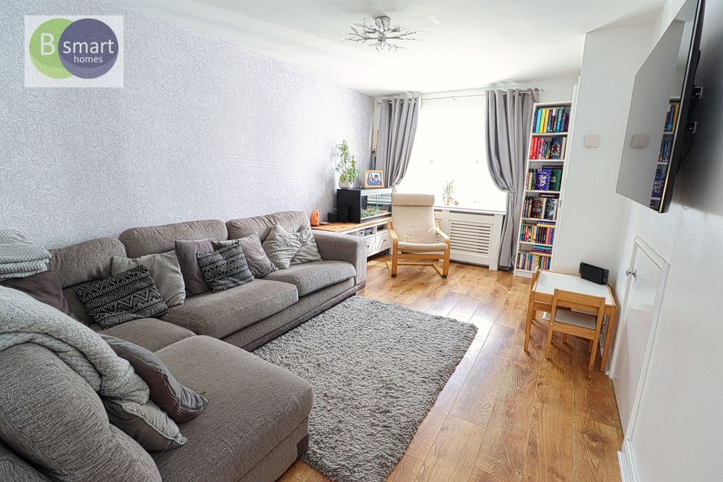 Property photo 2 of 14 Img_3041