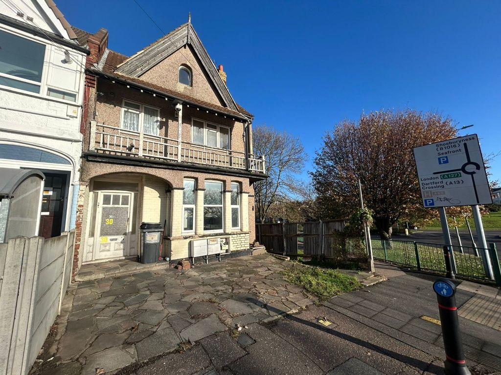 Property photo 1 of 7 4715470