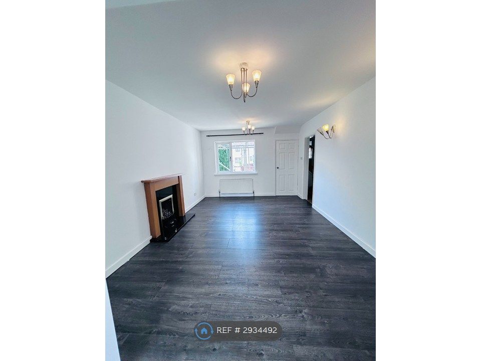 Property photo 3 of 31