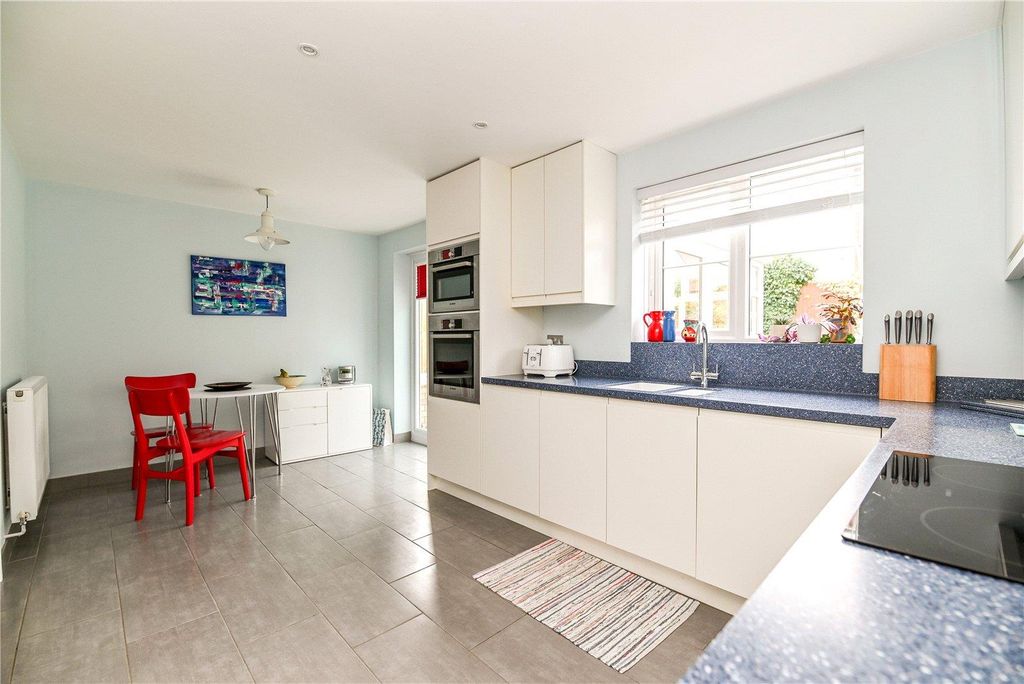 Property photo 2 of 25 Picture No. 03