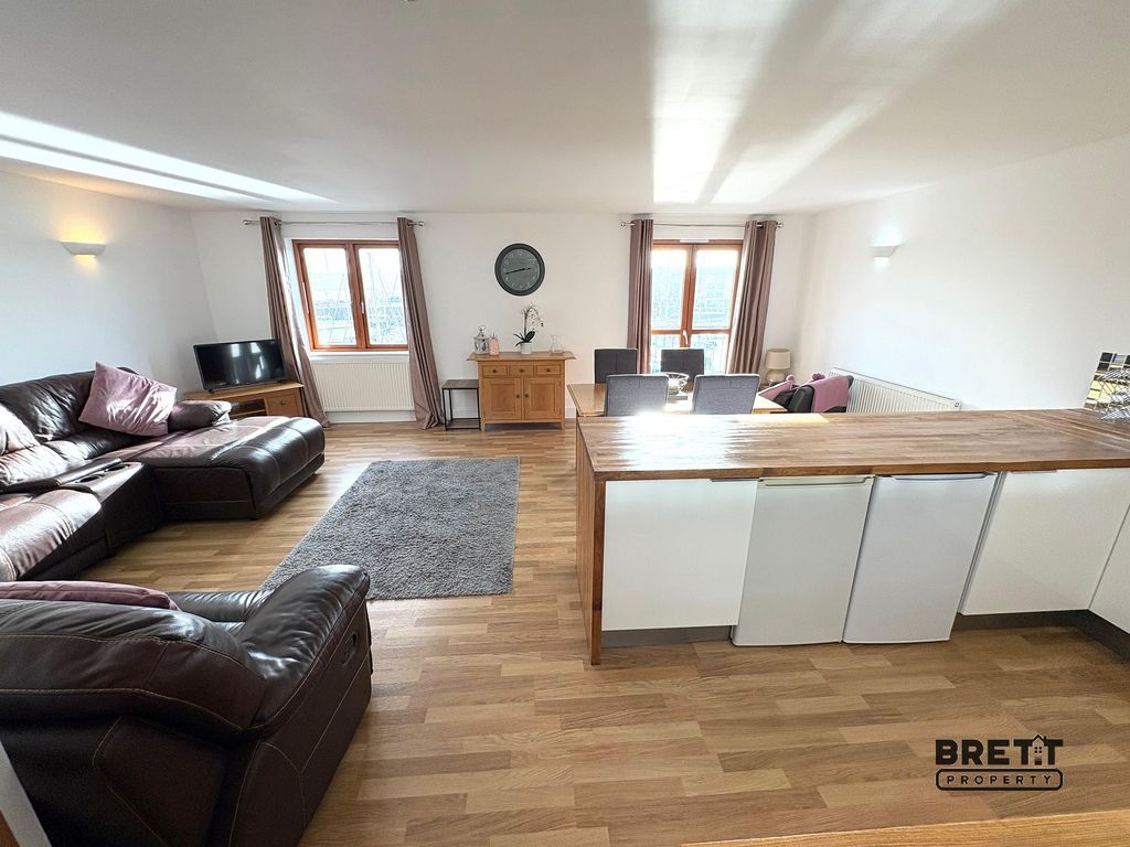 Property photo 1 of 7 Main Image