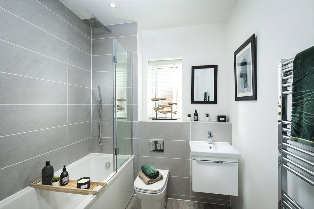 Property photo 3 of 5 Bathroom