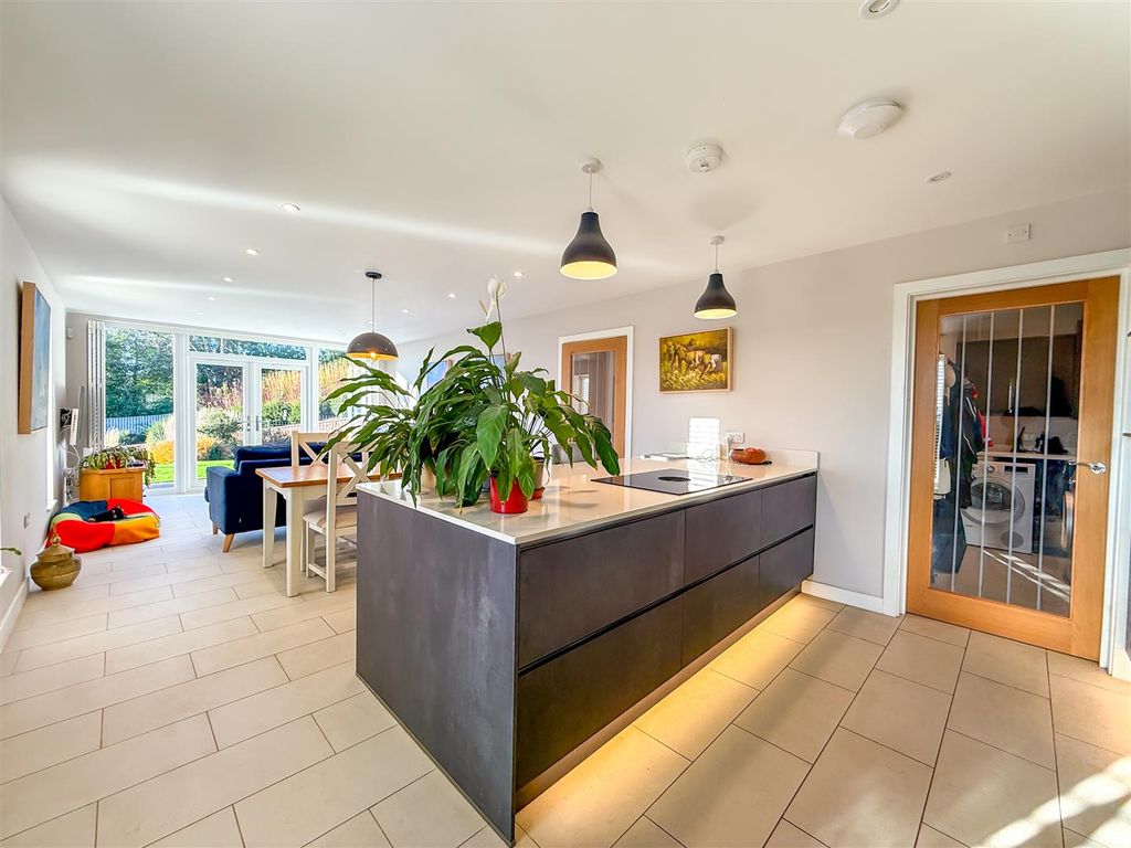 Property photo 3 of 43 Img_7566.Jpg