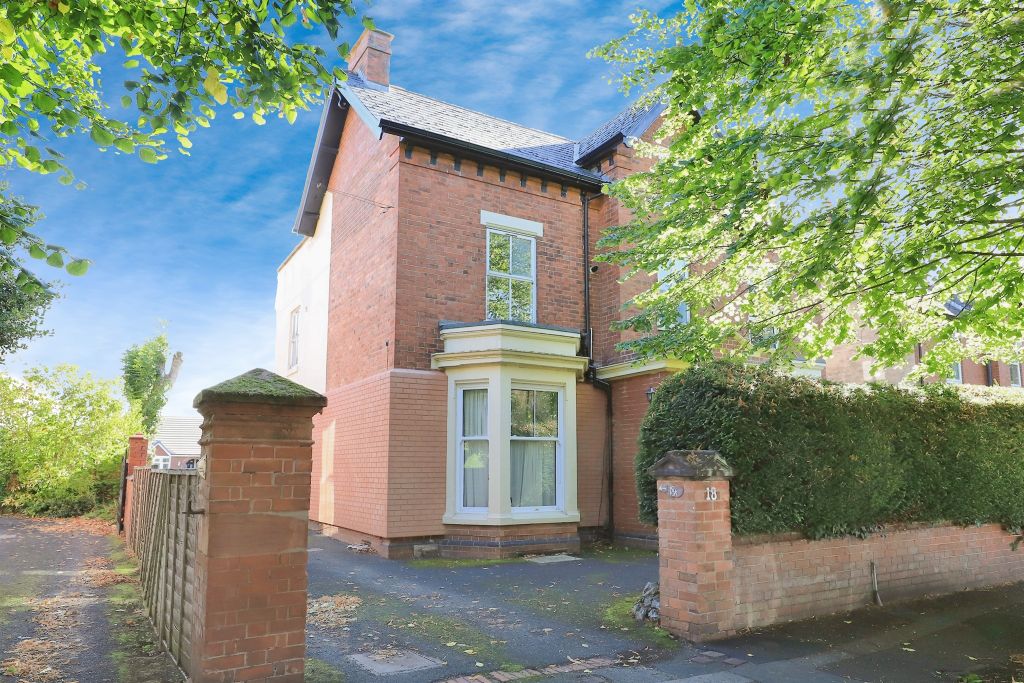 Property photo 1 of 13