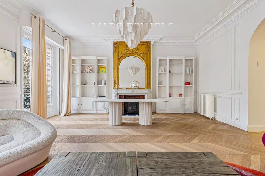 Property photo 1 of 17 Paris XVI. Flandrin 200m² Apartment In Perfect Condition.