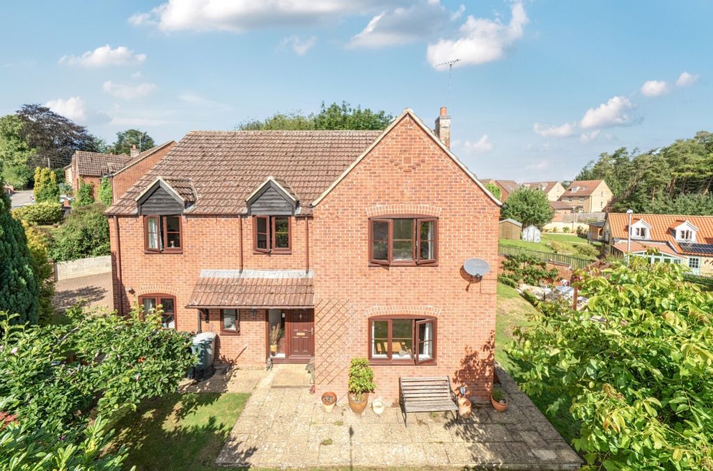 Property photo 1 of 26 1331916-2-6895ce15407B7