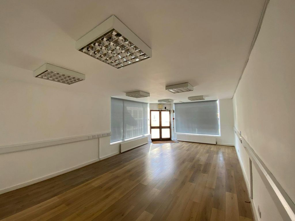 Property photo 2 of 7 Image.Png