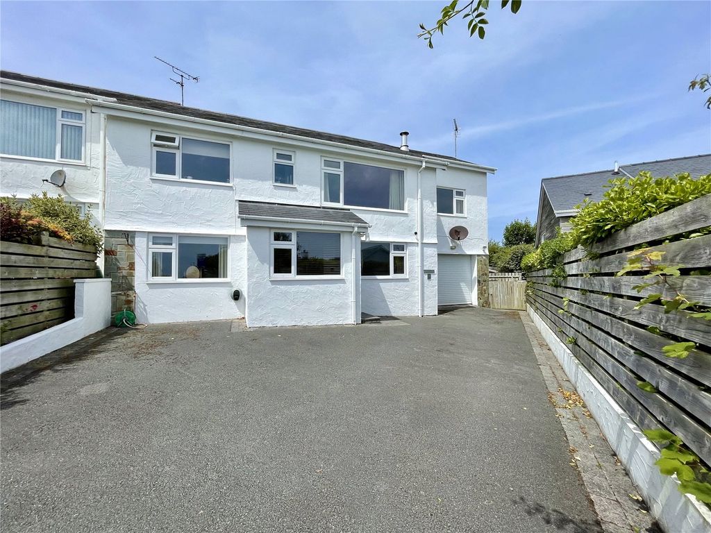 Property photo 1 of 24 Picture No. 32