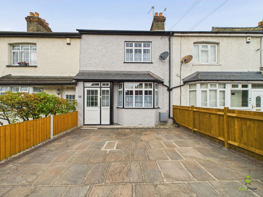 Property photo 1 of 21 Presented By Nicoleta At Ewemove Bexleyheath And D