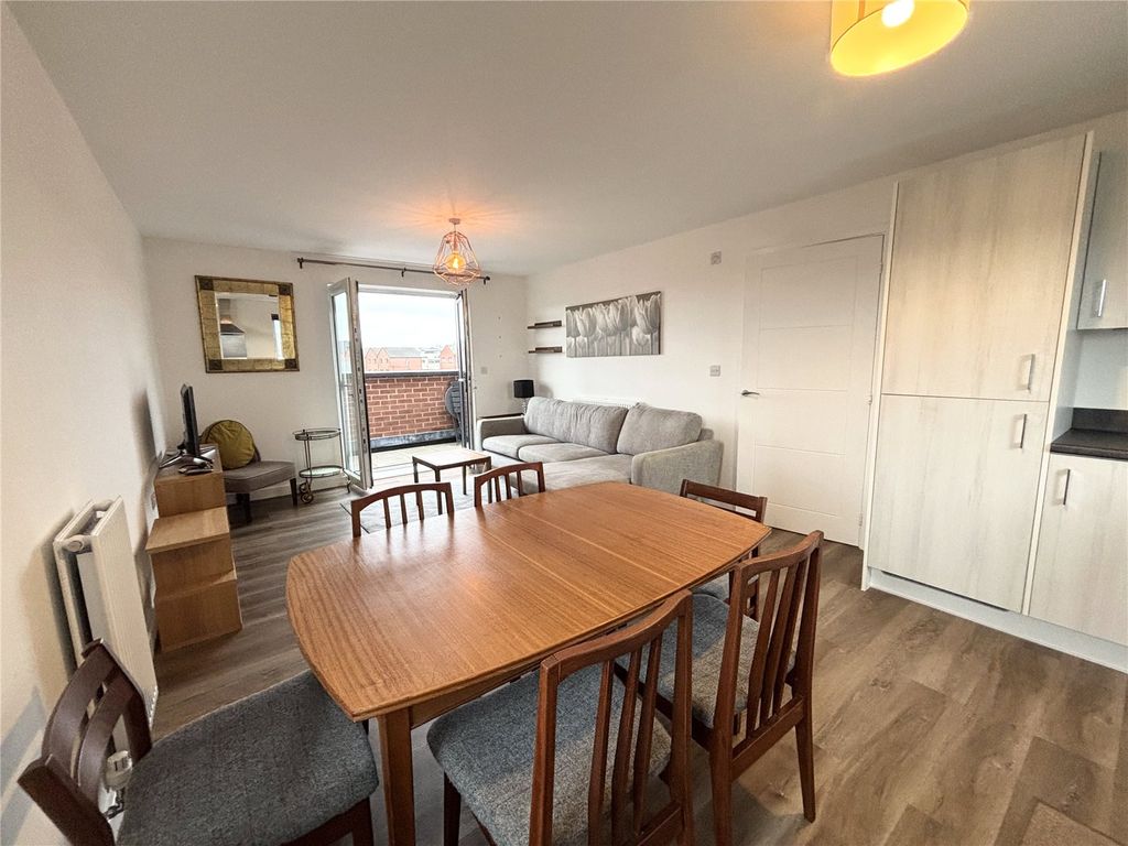 Property photo 2 of 8 Picture No. 01