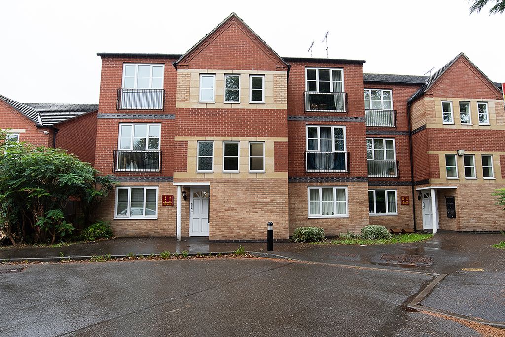 Property photo 1 of 23