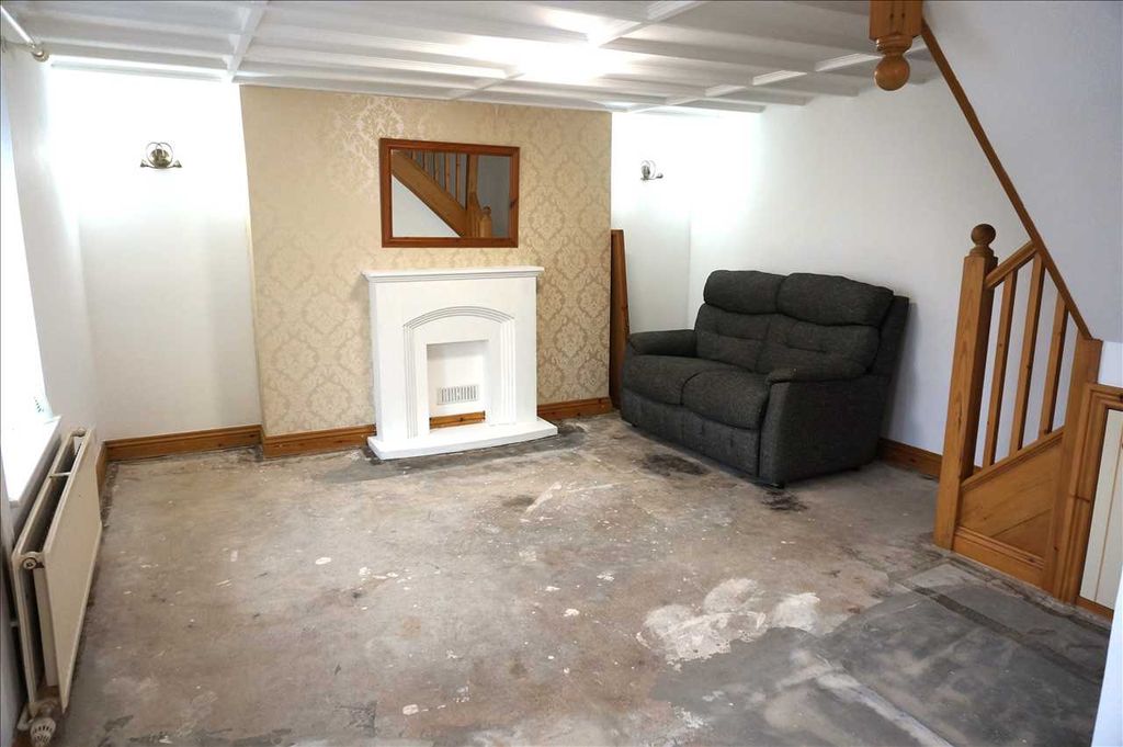 Property photo 3 of 23 Open Plan Lounge And Dining Room