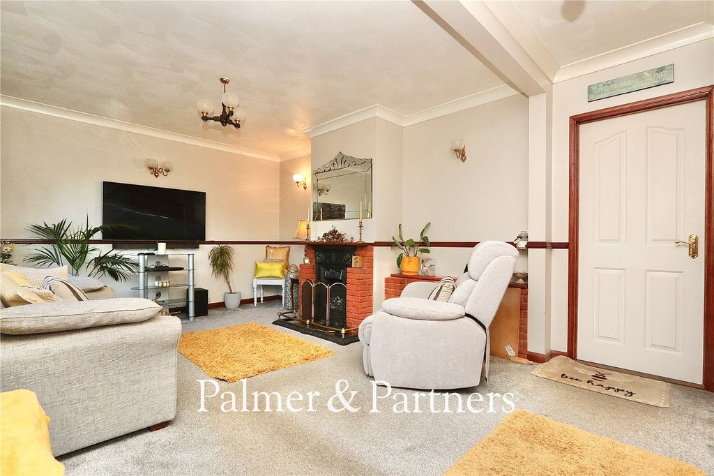 Property photo 2 of 22 Picture No. 03