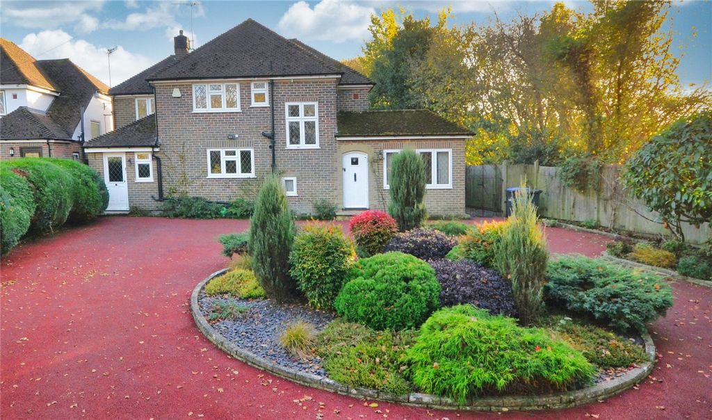 Property photo 1 of 25 Front