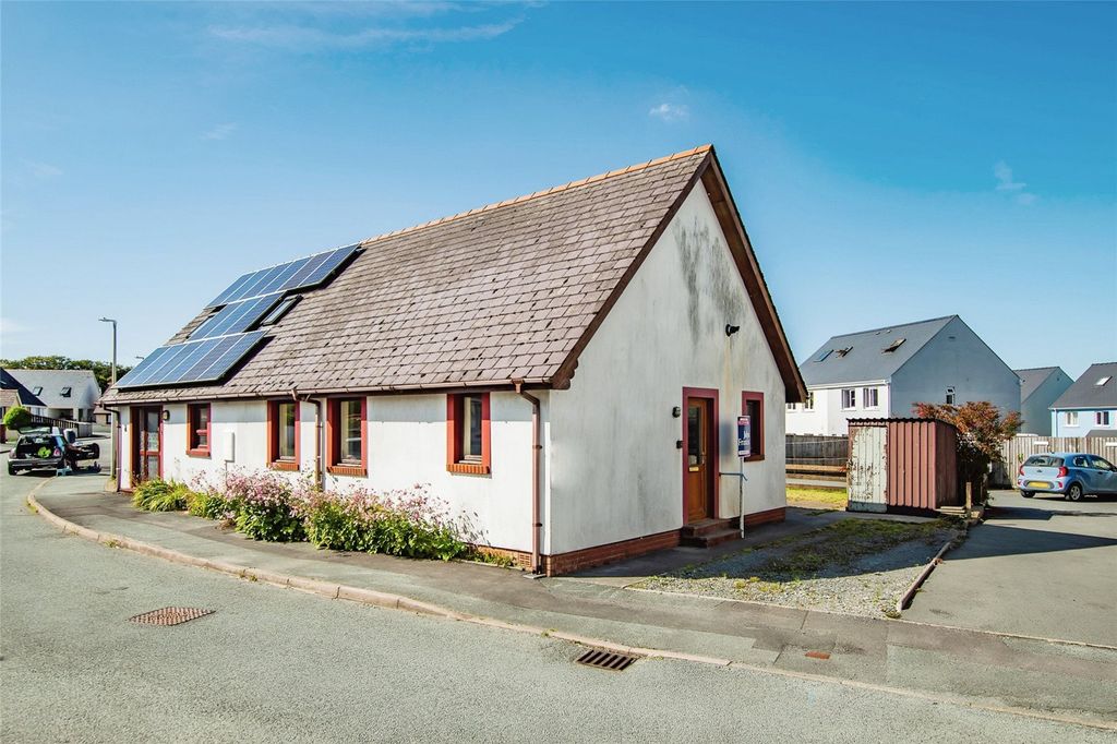 Property photo 2 of 15 Picture No. 20
