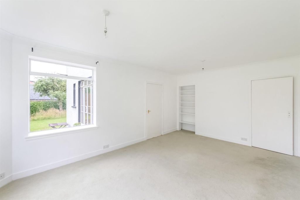 Property photo 3 of 34 02.Jpg