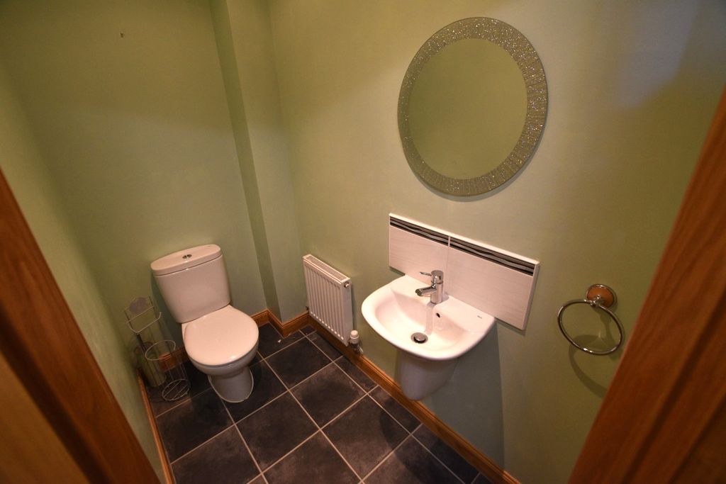 Property photo 3 of 24