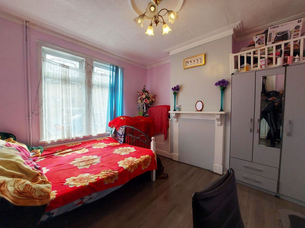 Property photo 3 of 10 Front Living Room