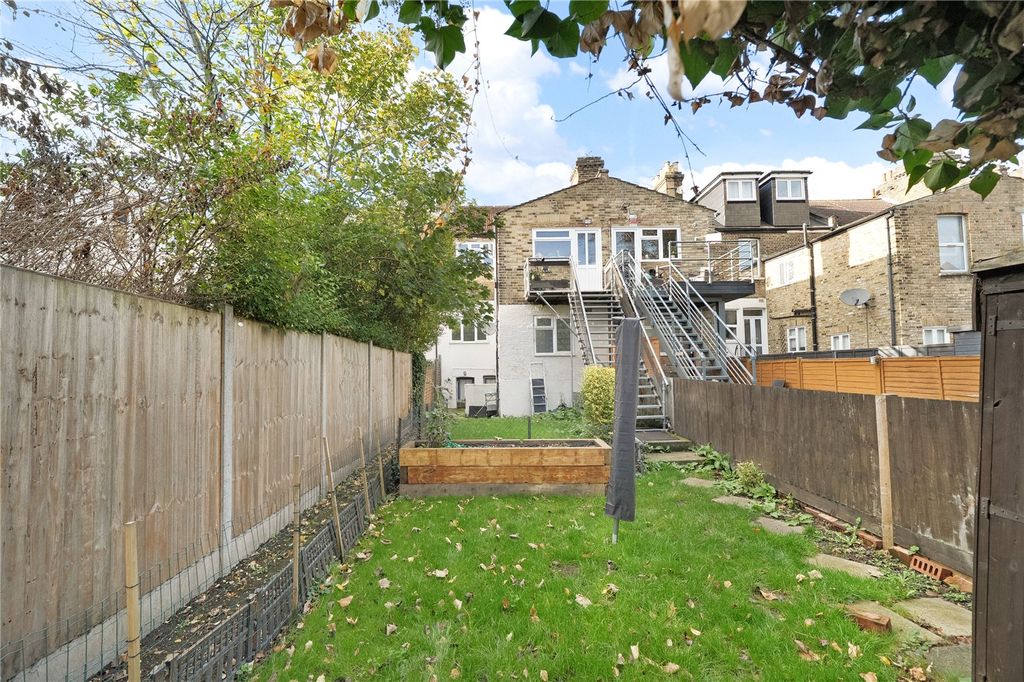 Property photo 2 of 14 Picture No. 04