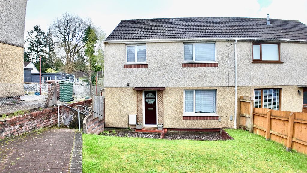 Property photo 1 of 31