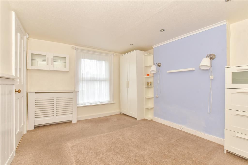 Property photo 3 of 8 Dining Room