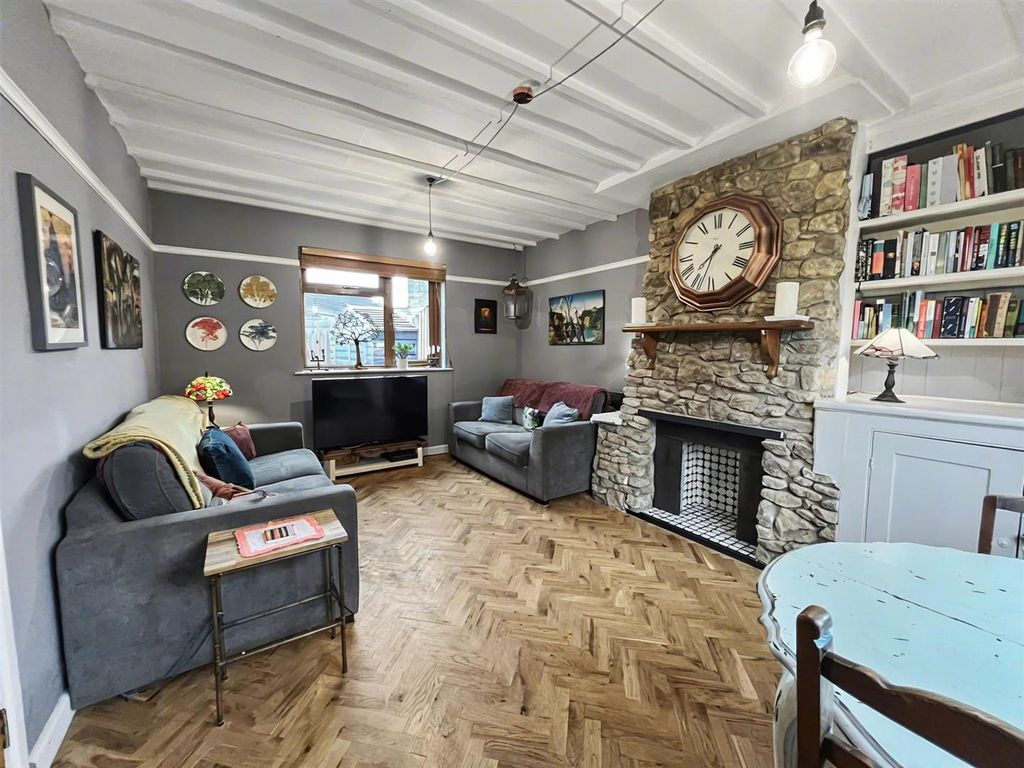 Property photo 3 of 19 Reception Room