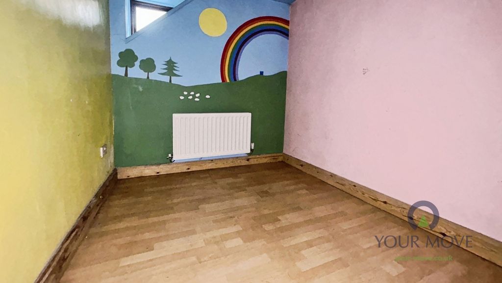 Property photo 3 of 11 Pbox-Img.Jpg