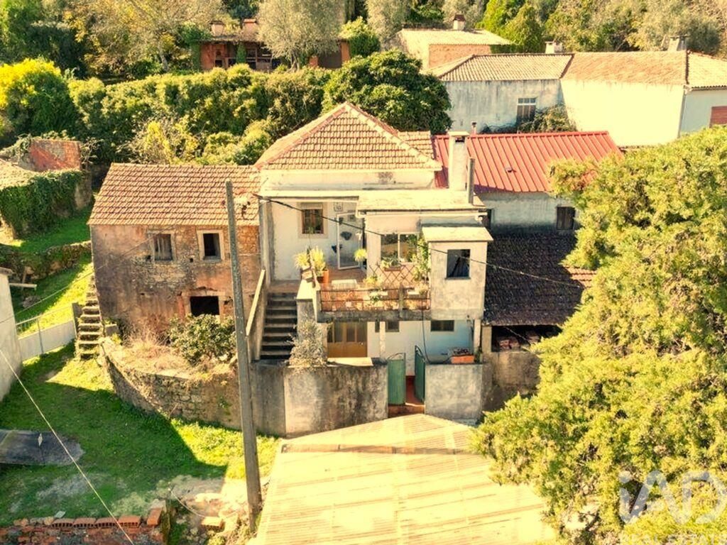 Property photo 1 of 40